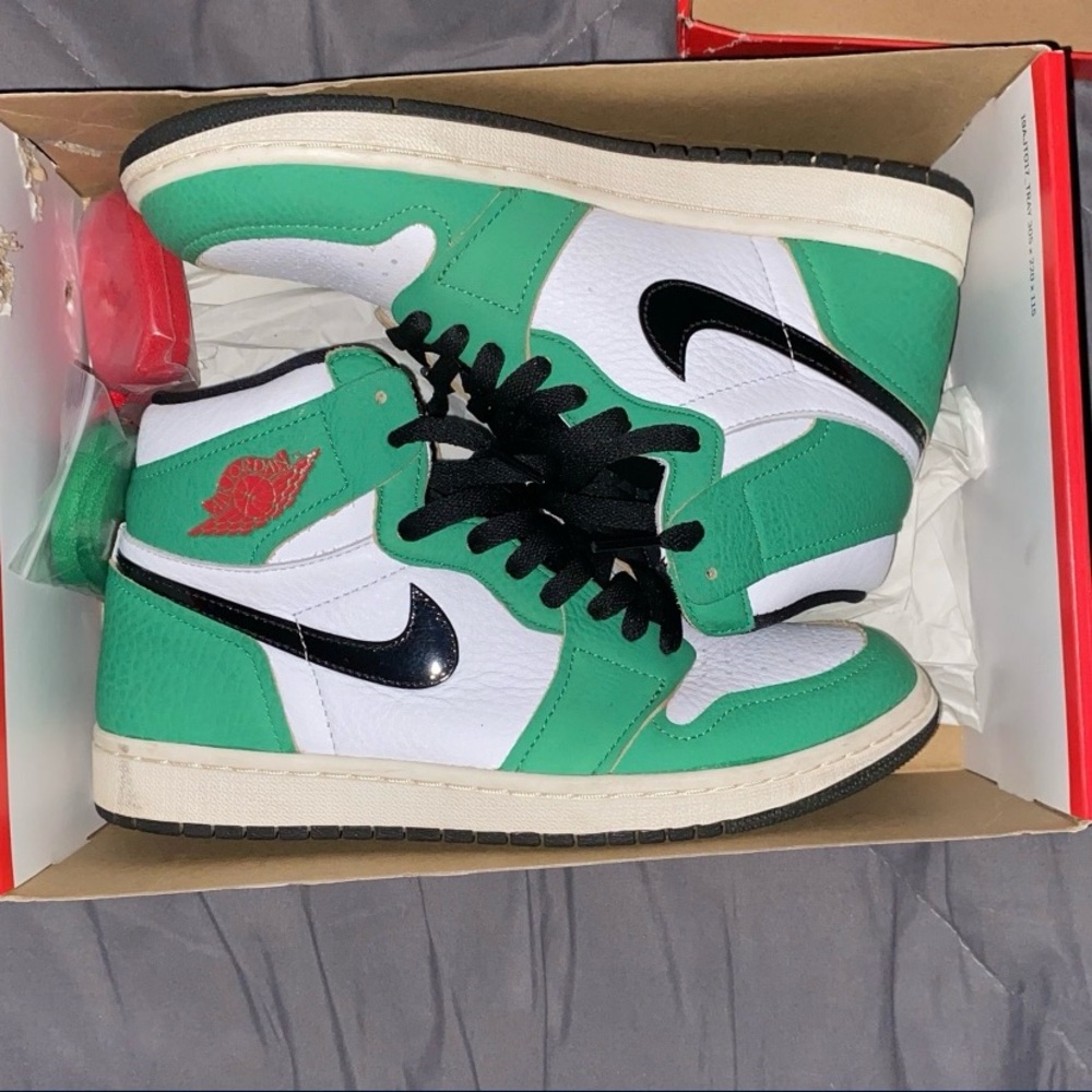Jordan 1 OG lucky green